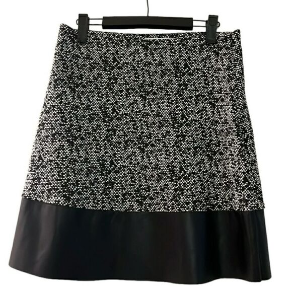 NWOT Michael Kors Black White Tweed Skirt Sz S - Picture 1 of 5